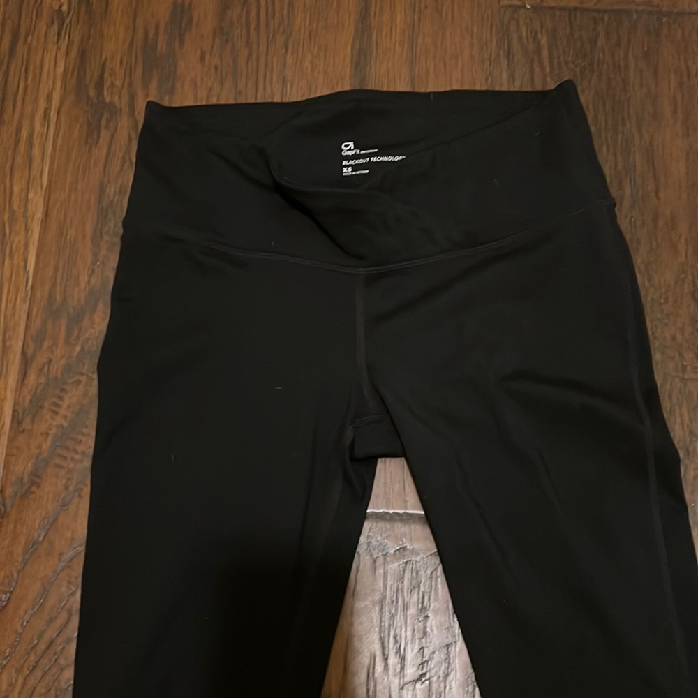 Maternity athletic leggings, black